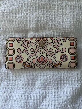 Tory Burch Cream Floral-Print Continental Zip Wallet with Pink & Tan Accents
